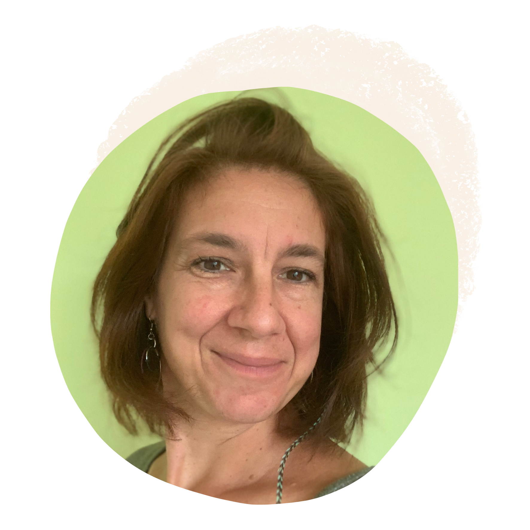 Nadège Wittig formation à l'art du toucher conscient en Alsace à l'école d'art-thérapie Catherine Jenny
